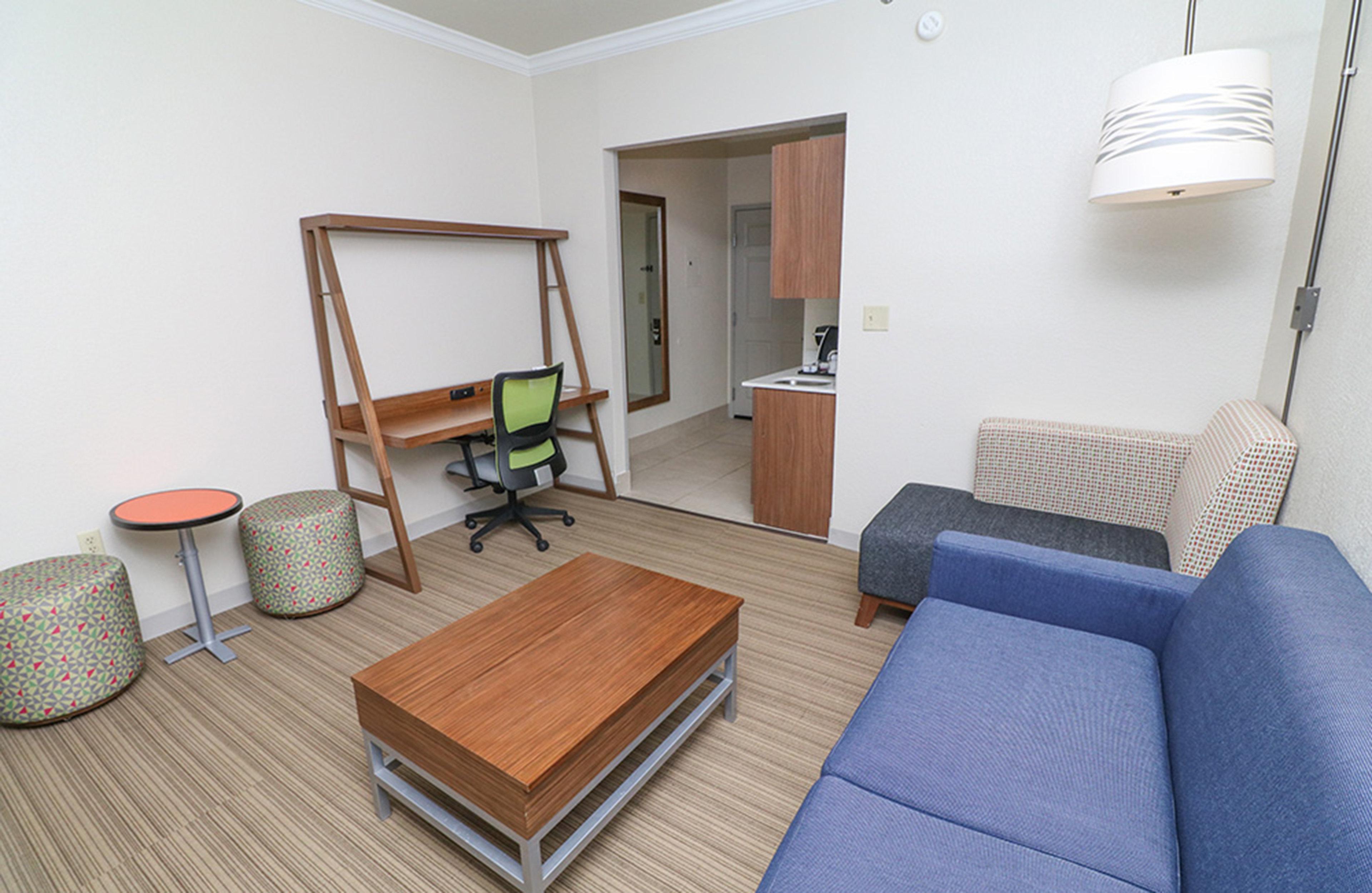 Express & By Ihg