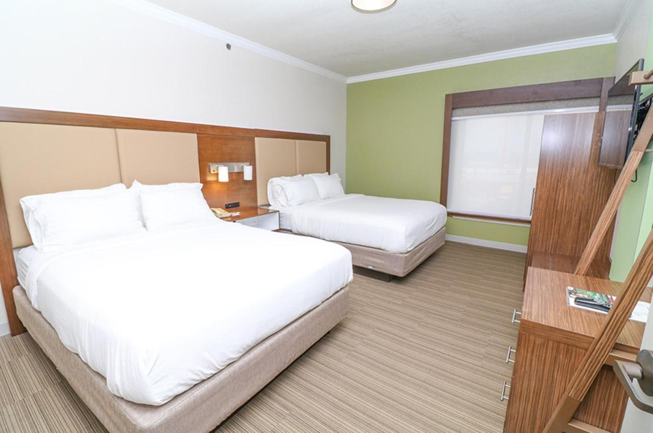Express & By Ihg Hotel Greenville