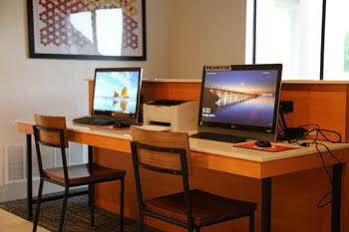 Hotel Express & By Ihg 2*